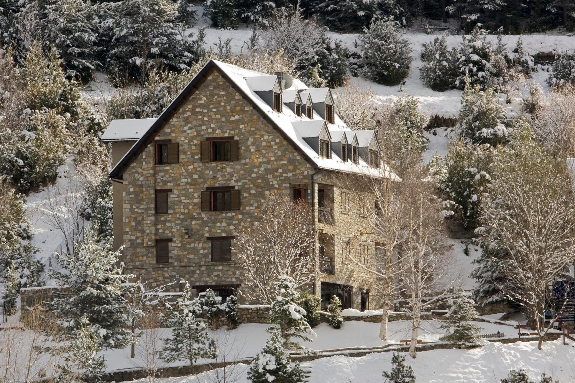 Apartaments La Peguera Bohí Exterior photo